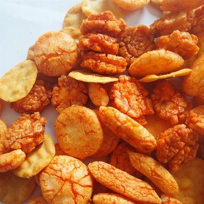 kaufen Runde Reiskrackereien aus Meeresalgen an einem gelüfteten Ort, fern vom Licht online manufacture