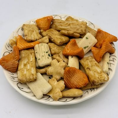 kaufen Knuspriges Mischreis-Keks -- ein asiatischer leckerer Snack für Großhandel online manufacture
