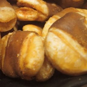 Guter Preis Vietnam knusprige gebratene Fava Beans Crisps Low Fat Chili Belted Online