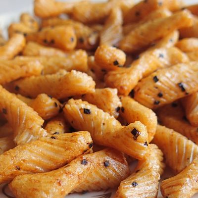 Guter Preis Meerespflanzen-Reis-Cracker-Imbiss-Korn-Imbisse 7.5KG in Massenfettarmem Online