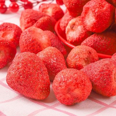 Frische Zutaten Knusprig und köstlich Gefriergetrocknete Erdbeeren